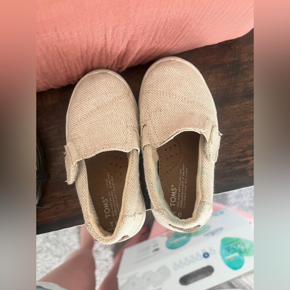 Kids TOMS